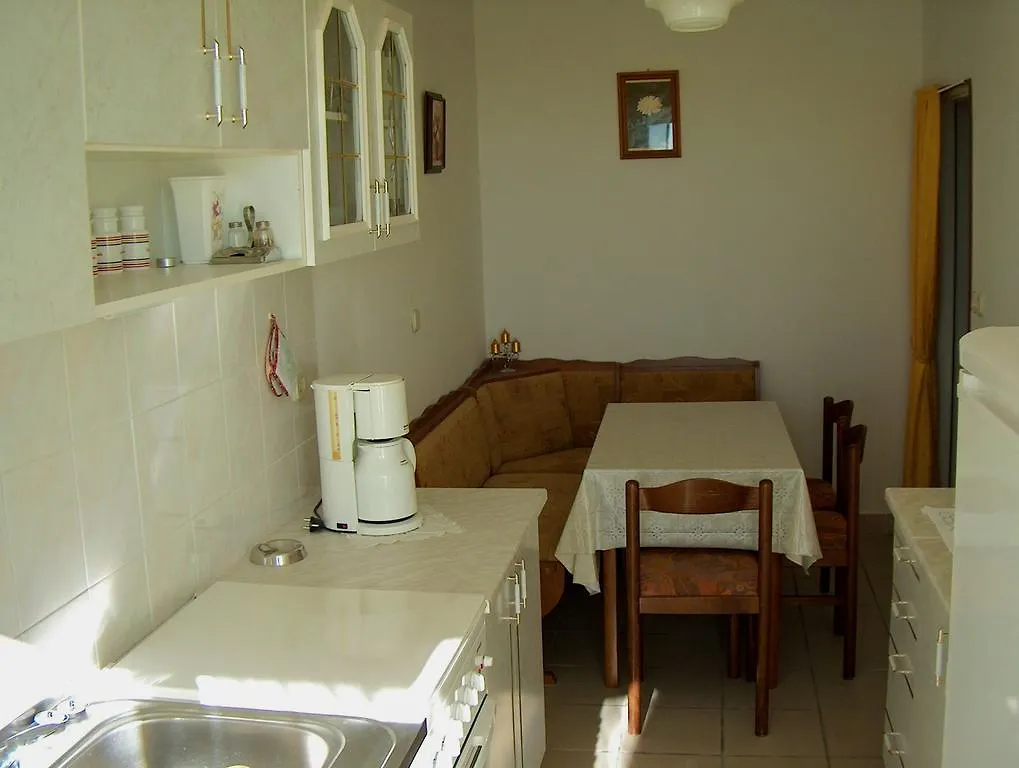 Guest House Mireja Ραμπ 3*,